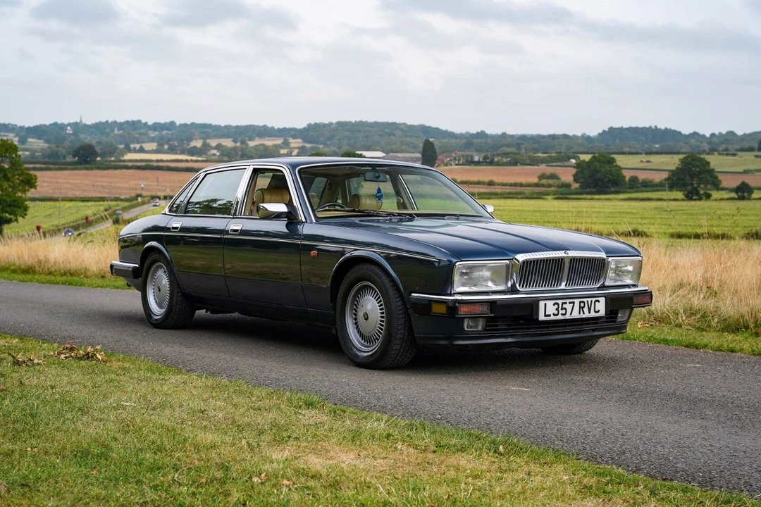 1993 Daimler - Image 11 of 30
