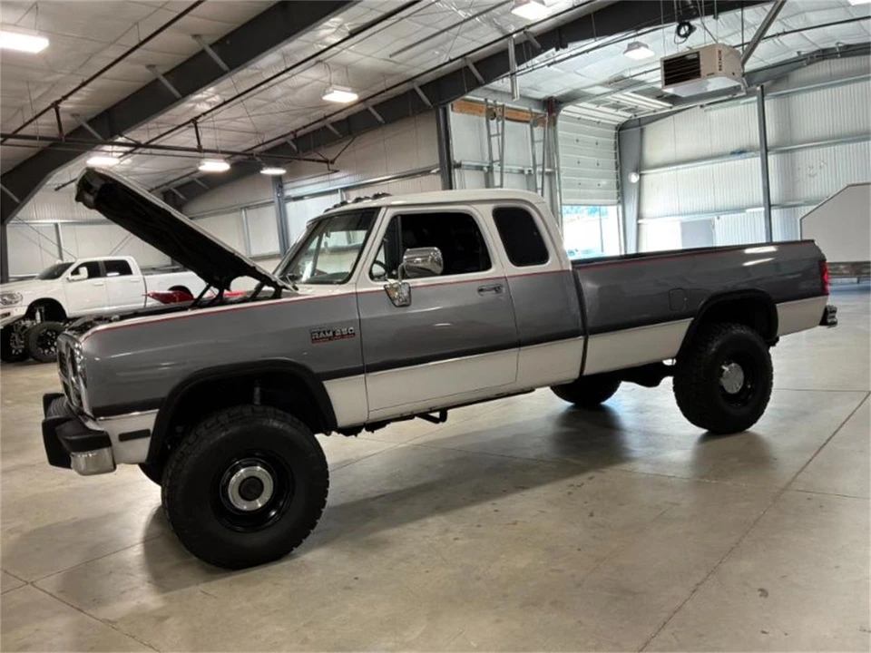 1993 Dodge Ram 1st Gen - Image 10 of 30