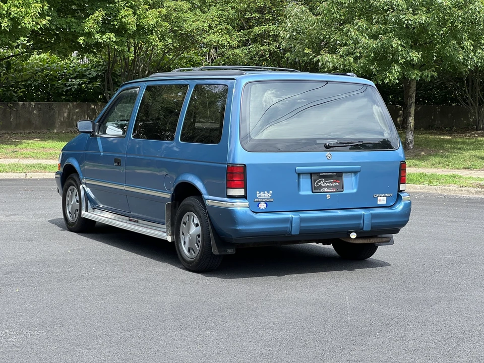 1993 Dodge Caravan - Image 8 of 31