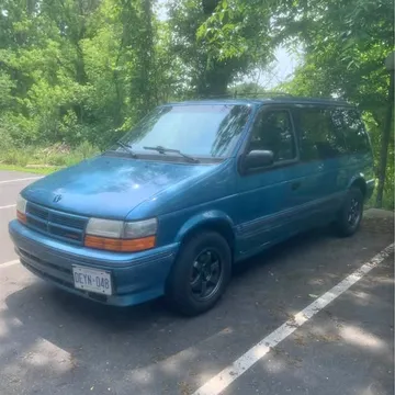 1993 Dodge Caravan Passenger ES Minivan