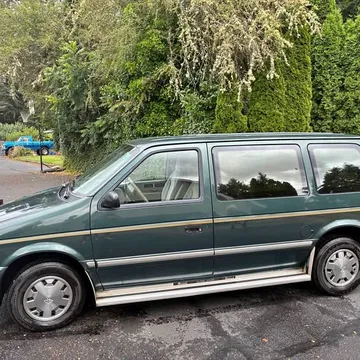1993 Dodge Caravan Passenger L