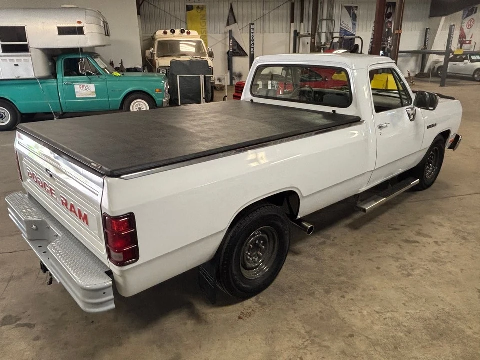 1993 Dodge Ram - Image 18 of 31