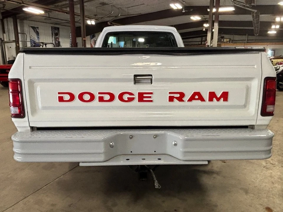 1993 Dodge Ram - Image 5 of 31