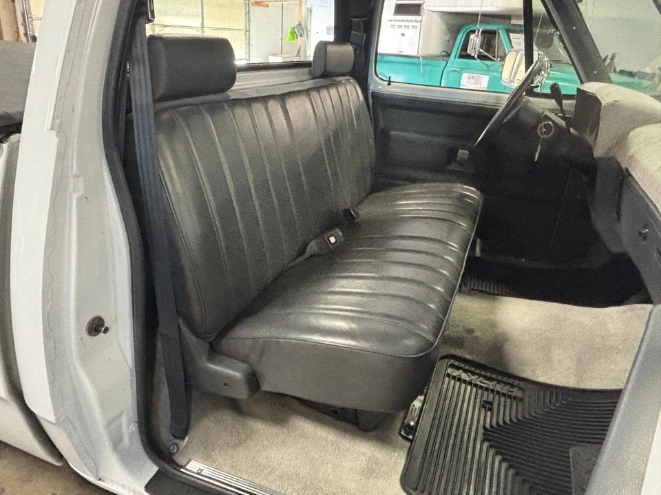 1993 Dodge Ram - Image 25 of 31