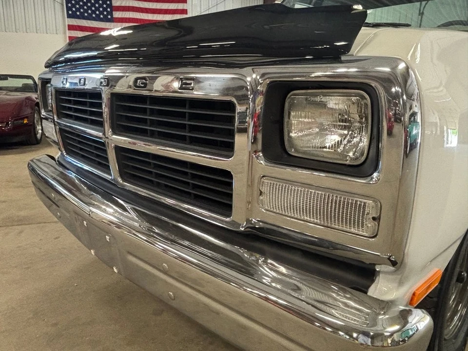1993 Dodge Ram - Image 21 of 31