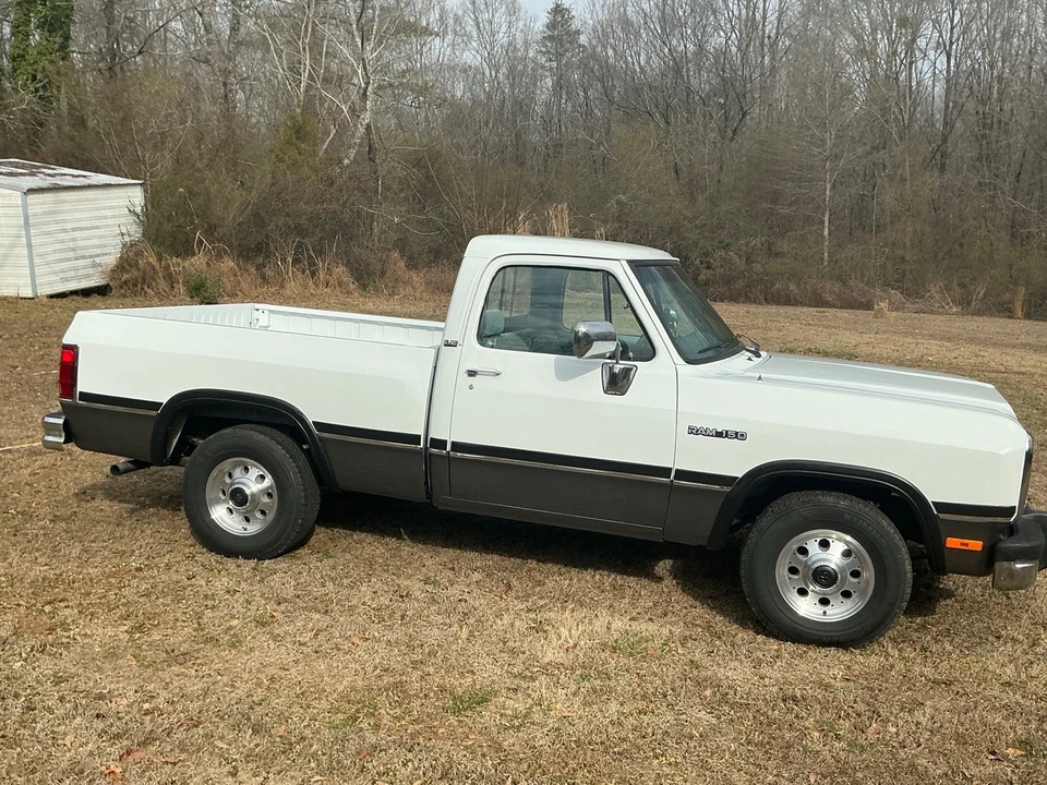 1993 Dodge Ram 1st Gen - Image 12 of 21