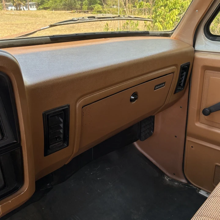1993 Dodge D Series - Image 24 of 31