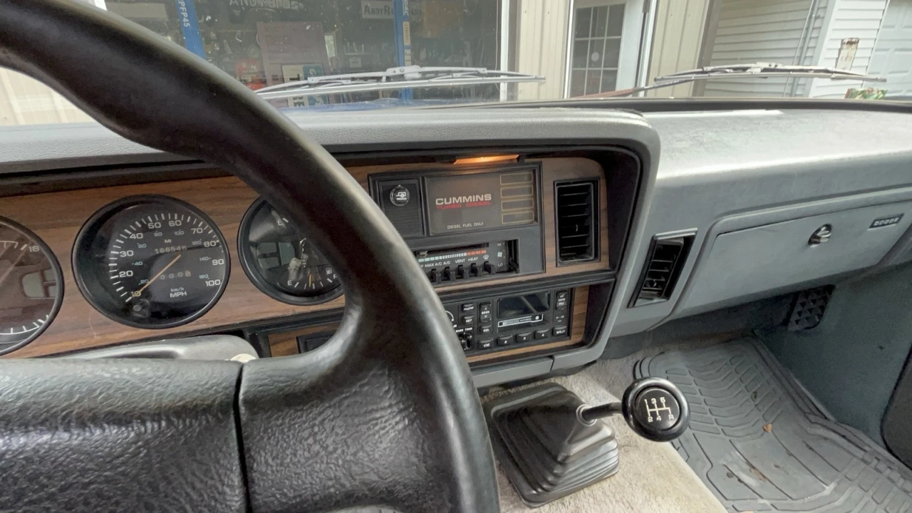 1993 Dodge D Series - Image 17 of 31