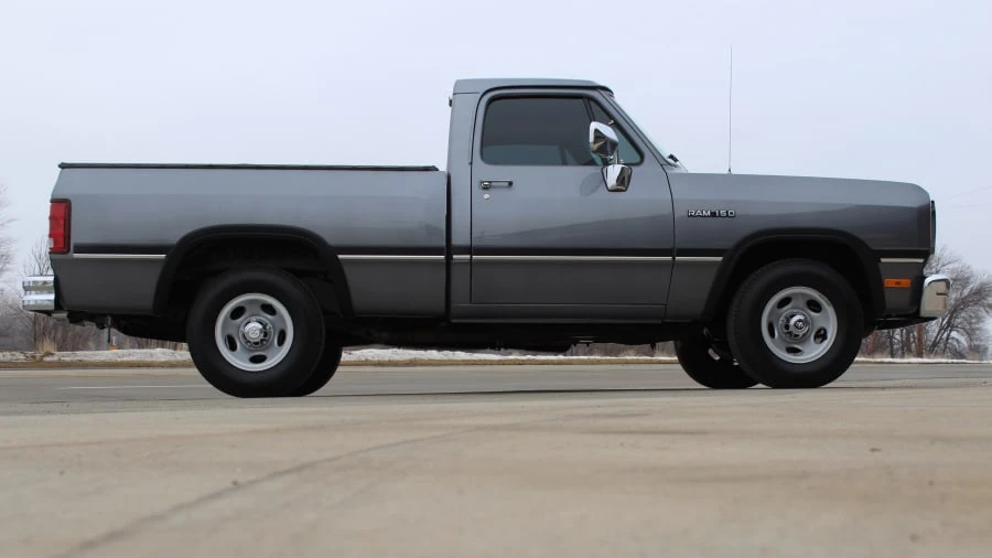 1993 Dodge Ram 1st Gen - Image 2 of 8