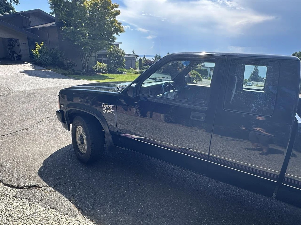 1993 Dodge Dakota 1st Gen - Image 10 of 29