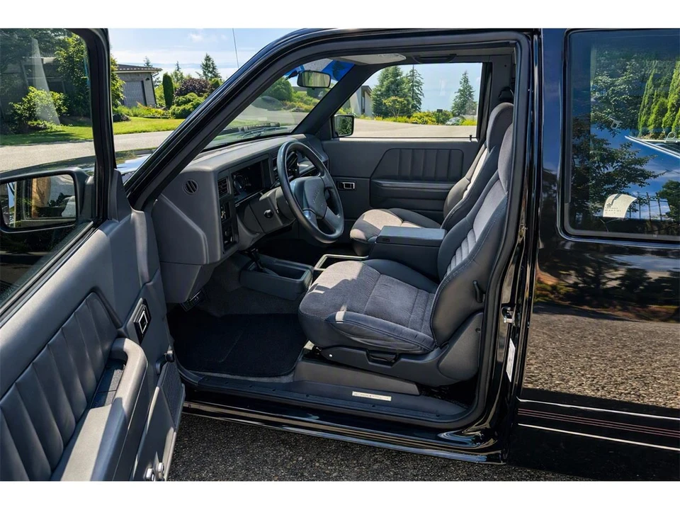 1993 Dodge Dakota 1st Gen - Image 14 of 29