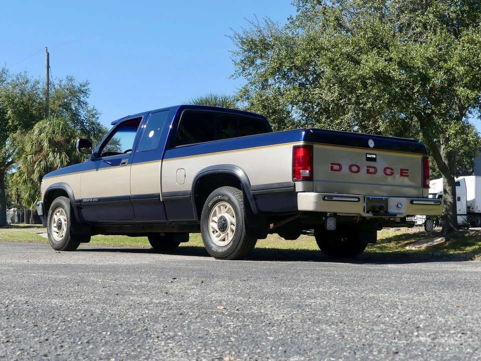 1993 Dodge Dakota 1st Gen - Image 15 of 24
