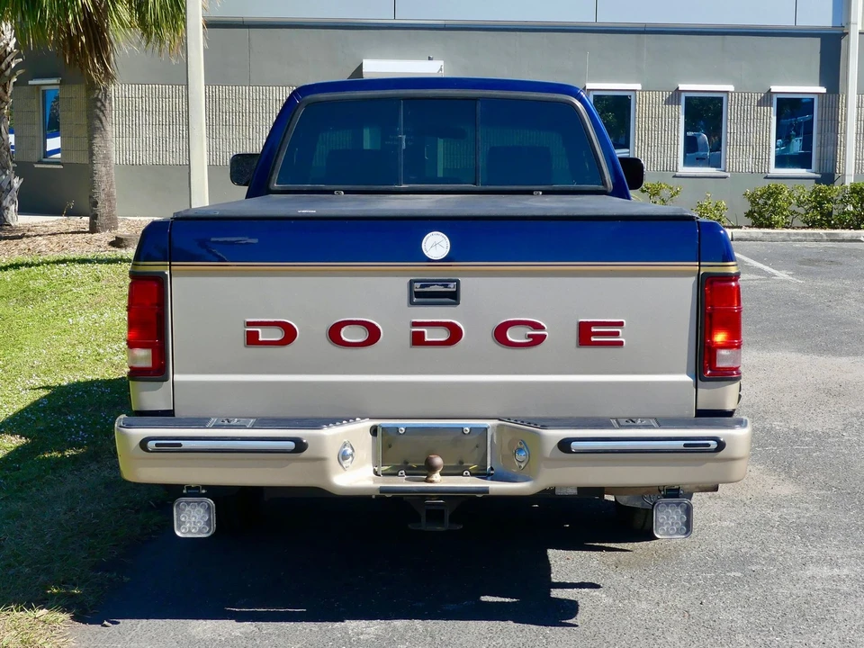 1993 Dodge Dakota 1st Gen - Image 16 of 24