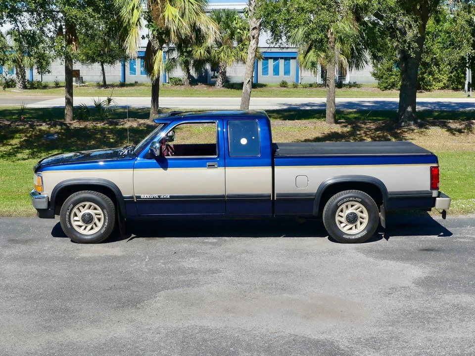 1993 Dodge Dakota 1st Gen - Image 11 of 21