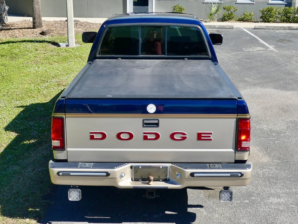 1993 Dodge Dakota 1st Gen - Image 17 of 21