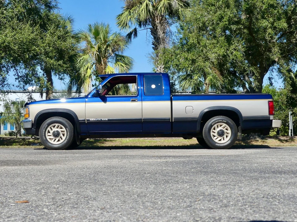 1993 Dodge Dakota 1st Gen - Image 12 of 21