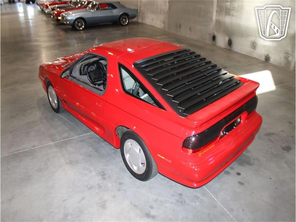 1993 Dodge Daytona - Image 11 of 31