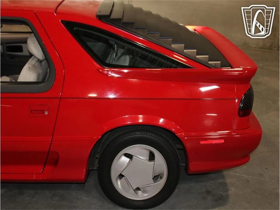 1993 Dodge Daytona - Image 28 of 31