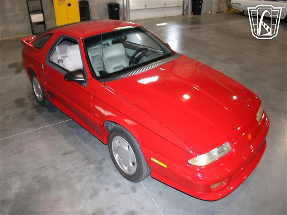 1993 Dodge Daytona - Image 15 of 31