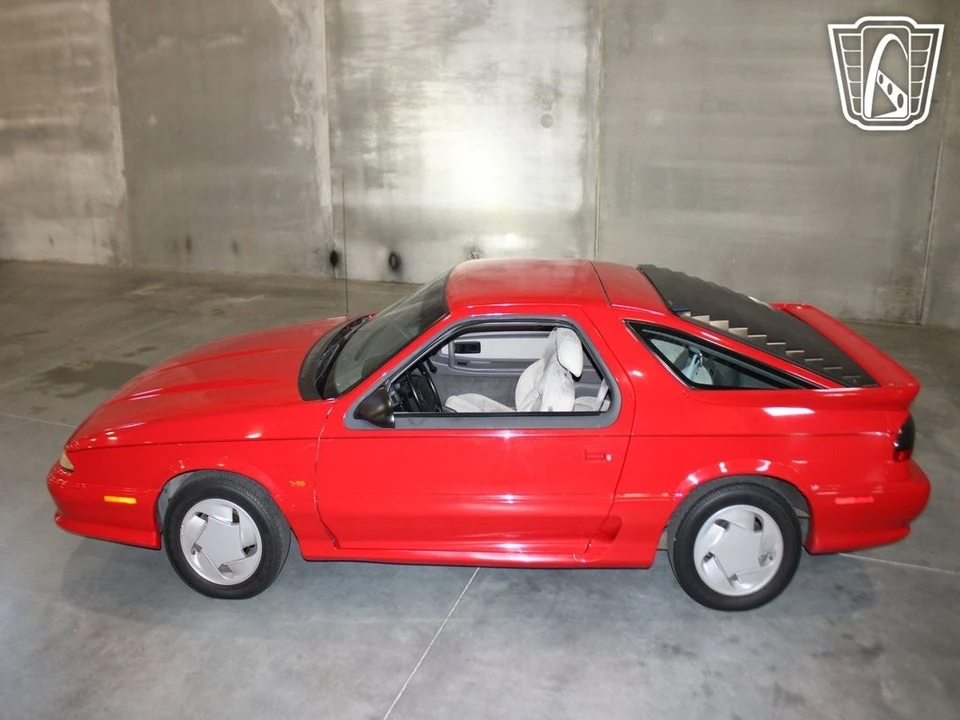 1993 Dodge Daytona - Image 12 of 12