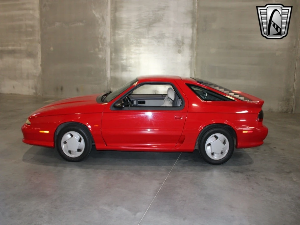1993 Dodge Daytona - Image 3 of 12