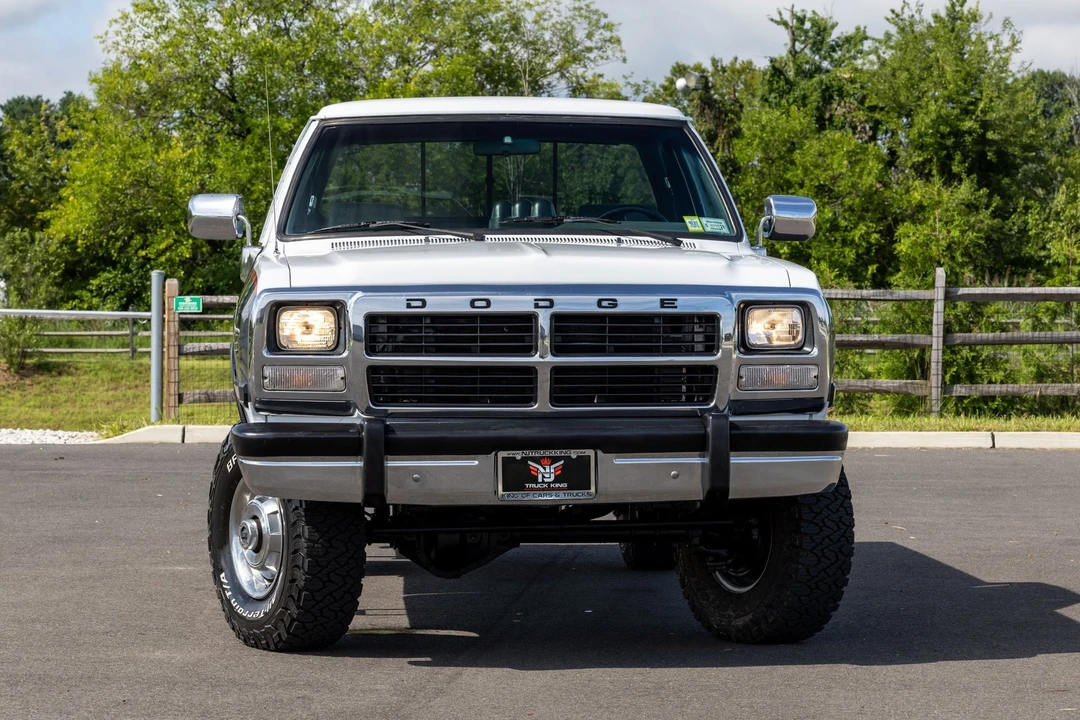 1993 Dodge D Series - Image 2 of 31