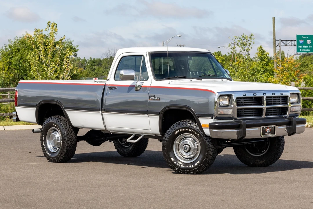 1993 Dodge D Series - Image 4 of 31