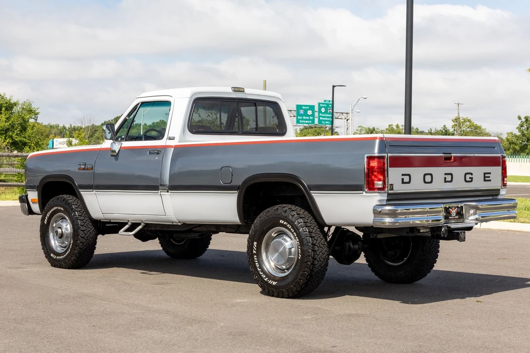 1993 Dodge D Series - Image 25 of 31