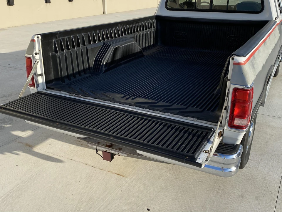1993 Dodge Ram 1st Gen - Image 13 of 31