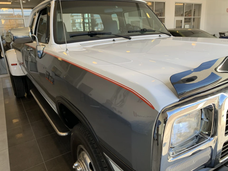 1993 Dodge Ram 1st Gen - Image 26 of 31