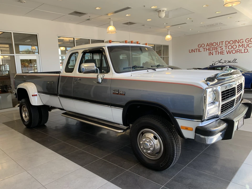 1993 Dodge Ram 1st Gen - Image 2 of 31