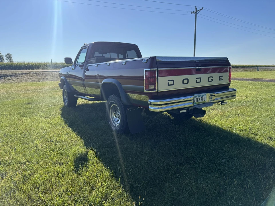 1993 Dodge Ram 1st Gen - Image 9 of 31