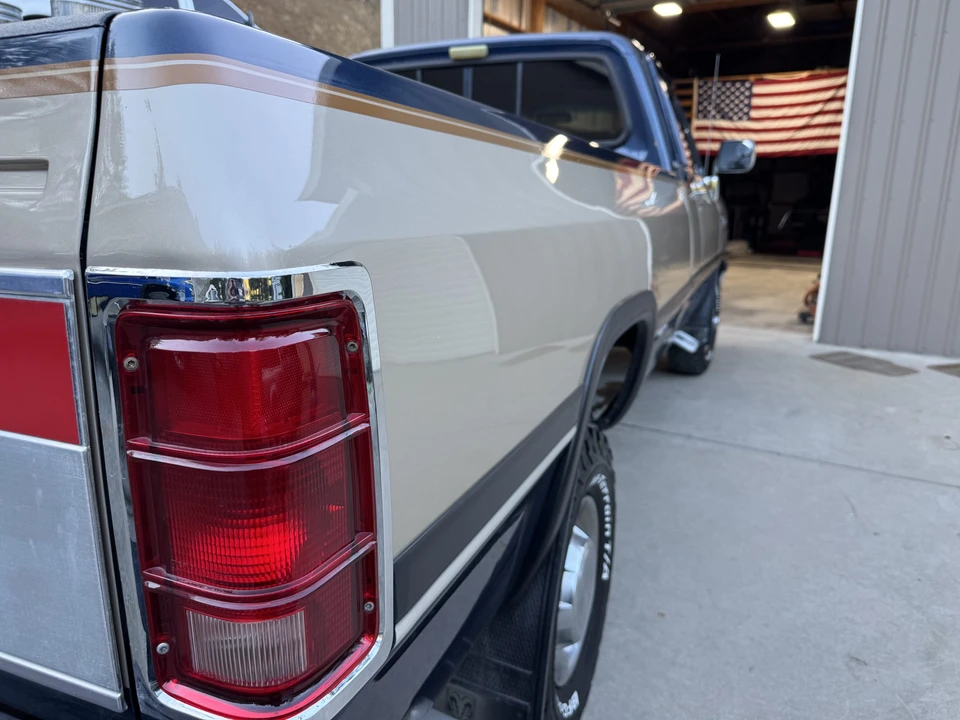 1993 Dodge Ram 1st Gen - Image 27 of 31