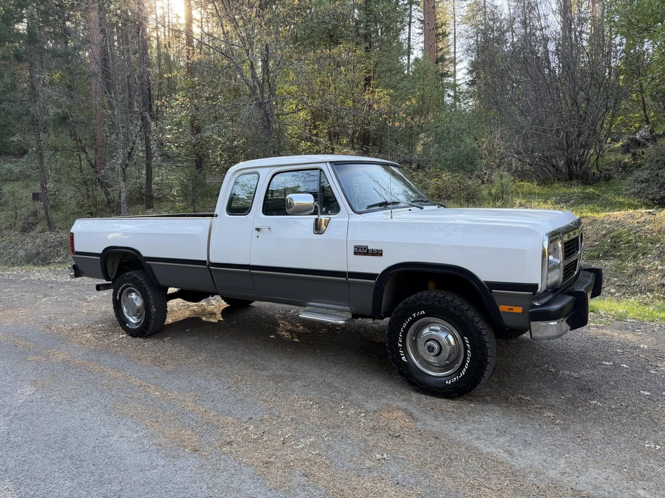1993 Dodge Ram 1st Gen - Image 26 of 31