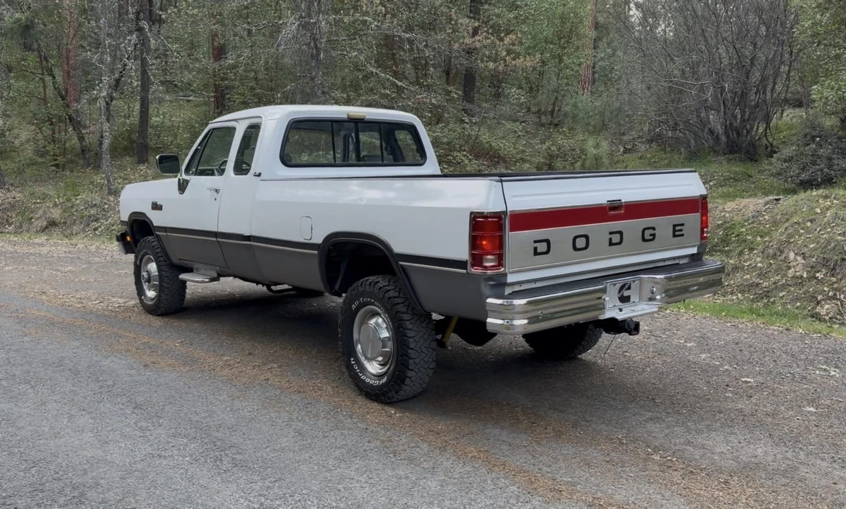 1993 Dodge Ram 1st Gen - Image 15 of 31