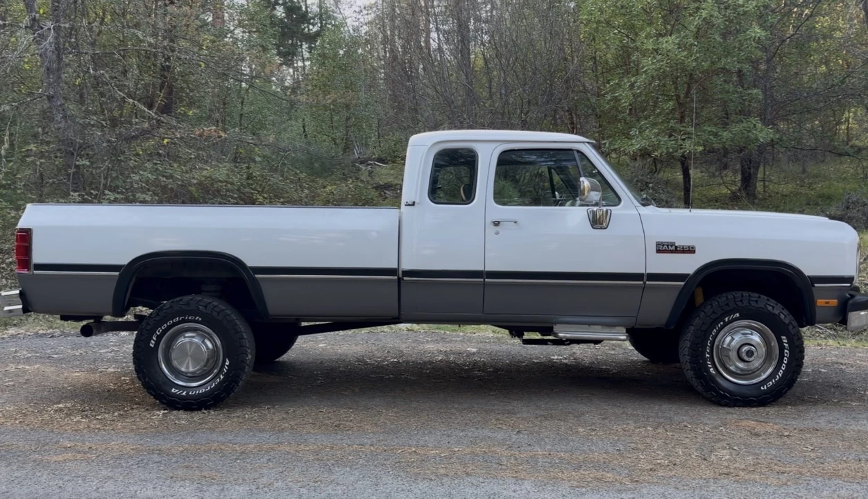 1993 Dodge Ram 1st Gen - Image 24 of 31
