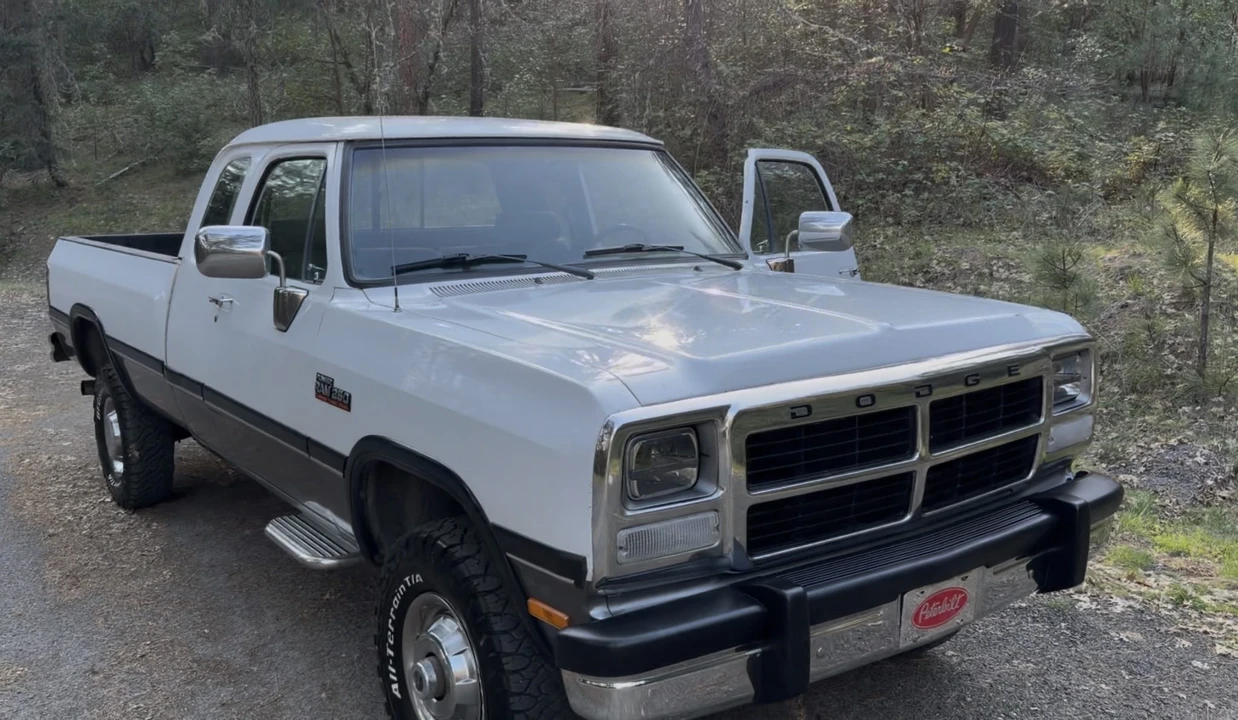 1993 Dodge Ram 1st Gen - Image 28 of 31