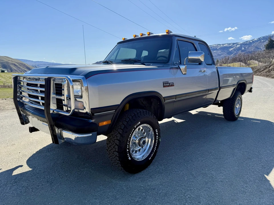 1993 Dodge Ram 1st Gen - Image 22 of 31