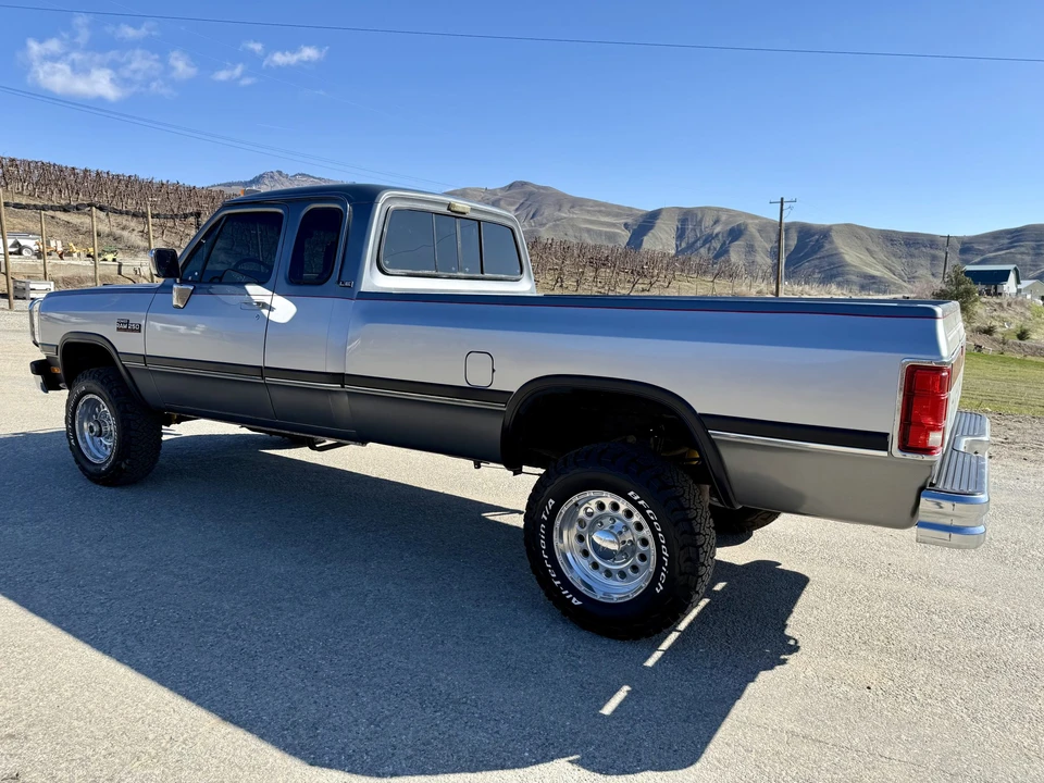 1993 Dodge Ram 1st Gen - Image 26 of 31
