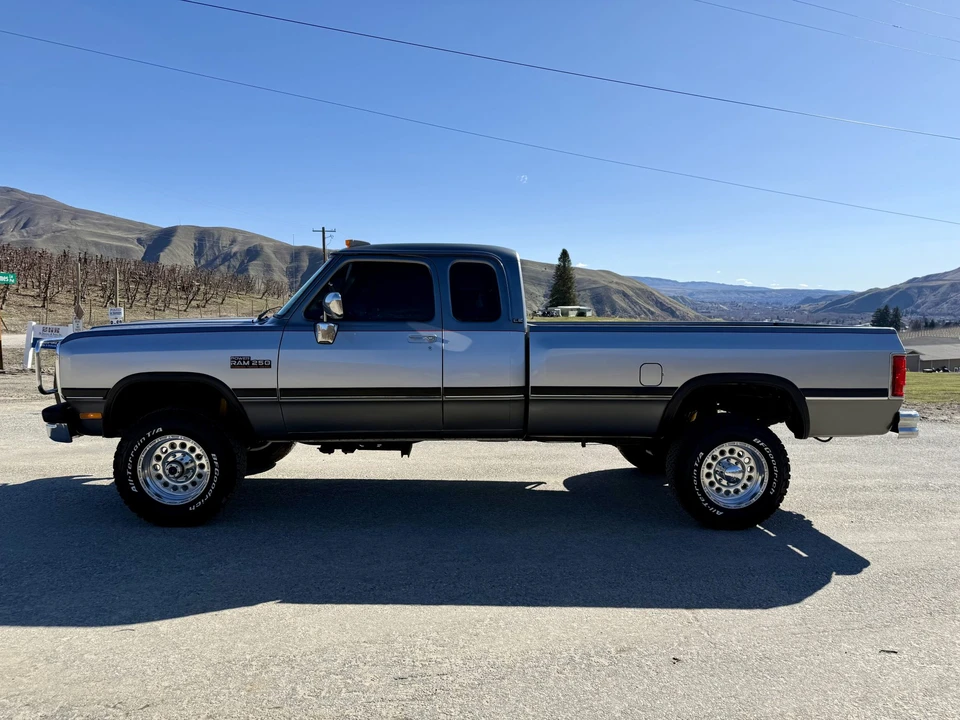 1993 Dodge Ram 1st Gen - Image 25 of 31