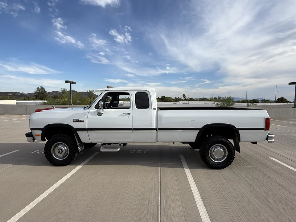 1993 Dodge Ram 1st Gen - Image 2 of 31