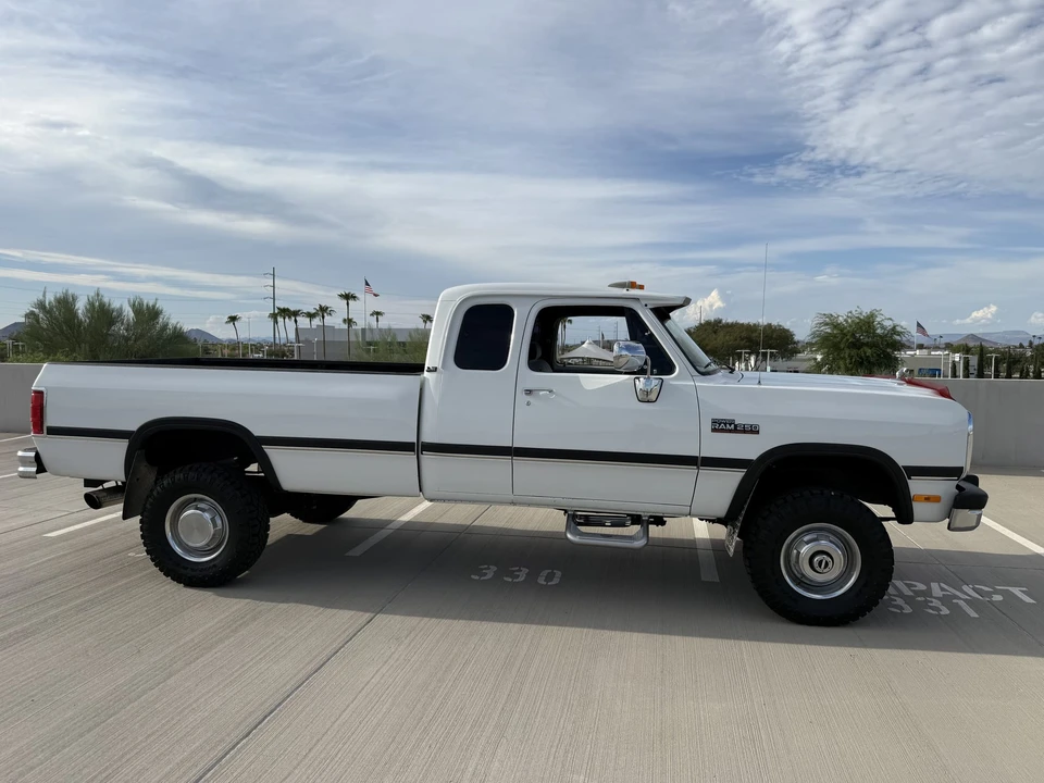 1993 Dodge Ram 1st Gen - Image 13 of 31