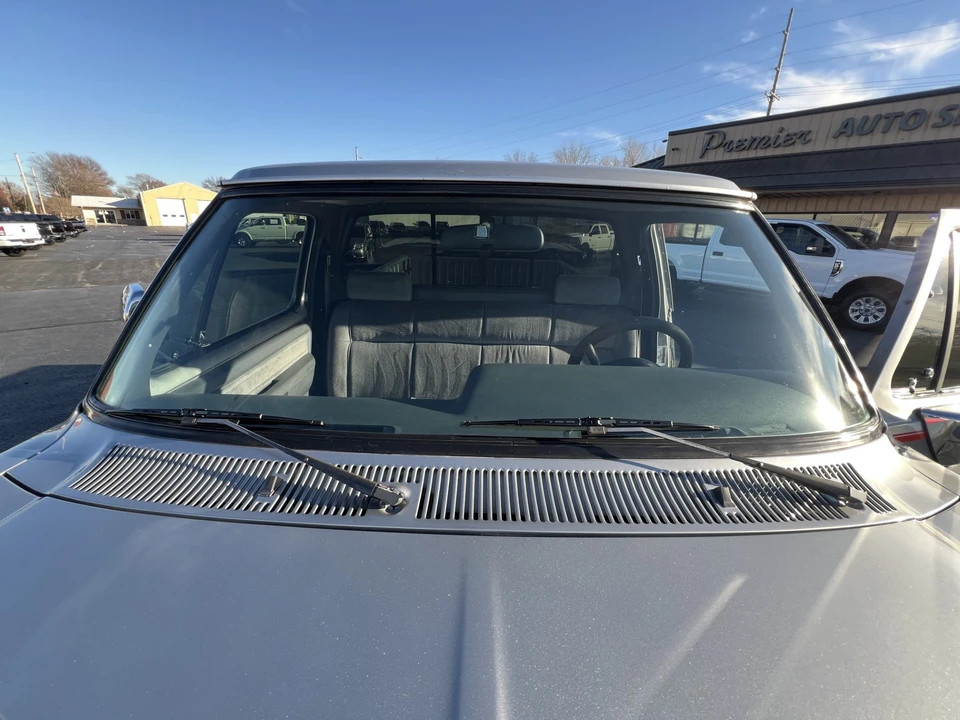 1993 Dodge Ram 1st Gen - Image 24 of 31