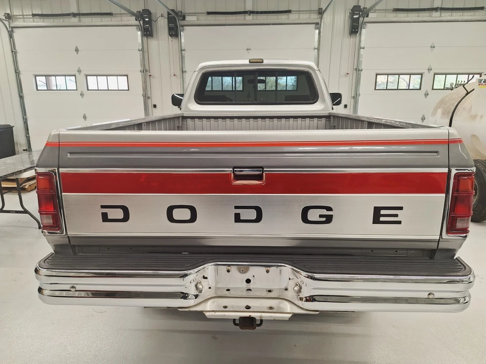 1993 Dodge Ram 1st Gen - Image 4 of 31