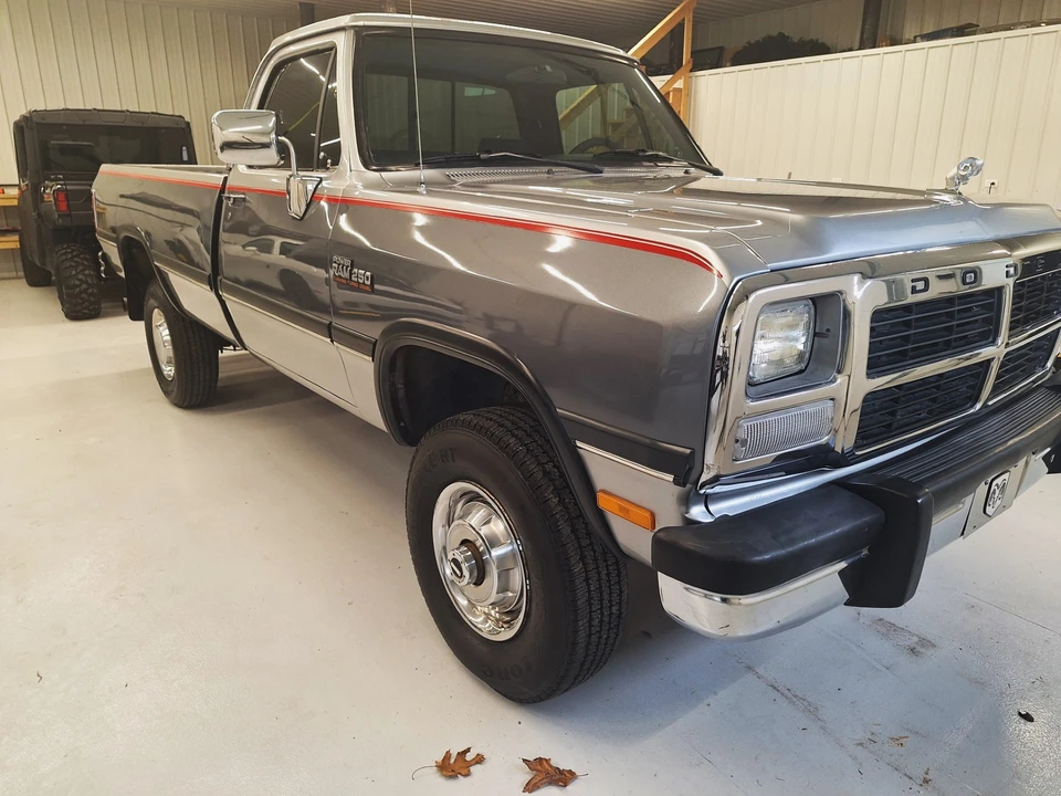 1993 Dodge Ram 1st Gen - Image 9 of 31
