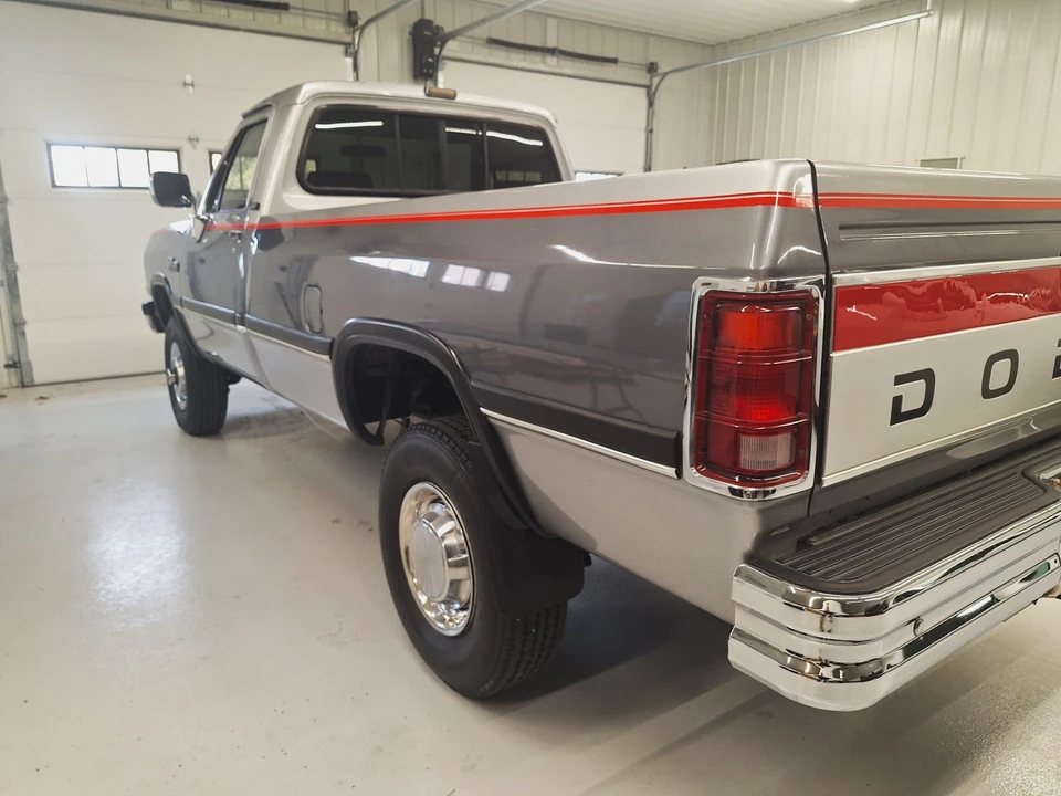 1993 Dodge Ram 1st Gen - Image 13 of 31