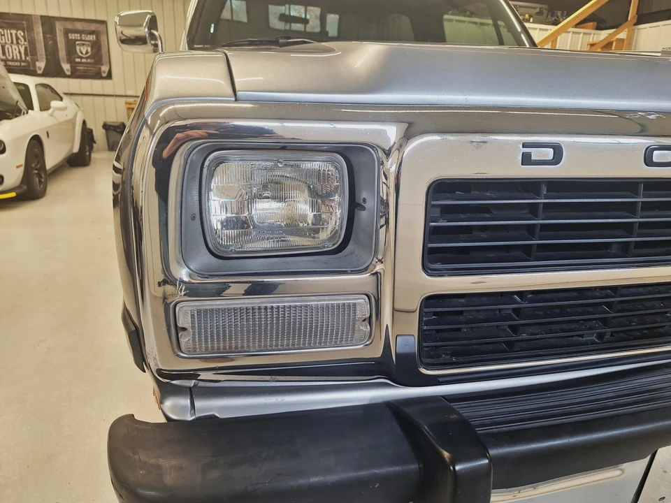 1993 Dodge Ram 1st Gen - Image 22 of 31