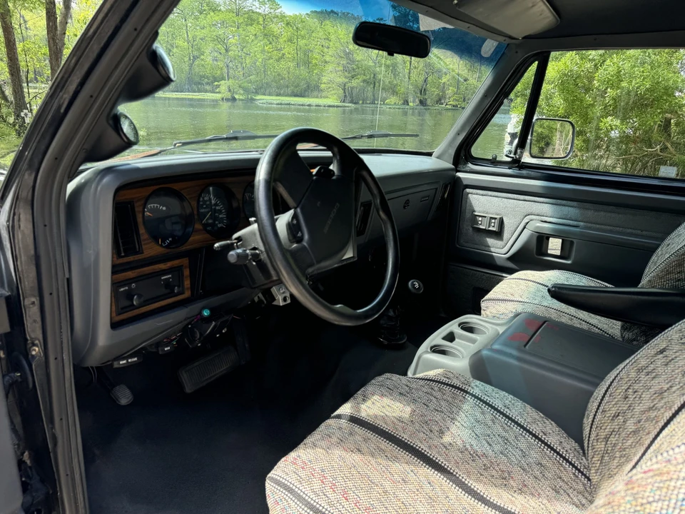 1993 Dodge Ram 1st Gen - Image 21 of 31