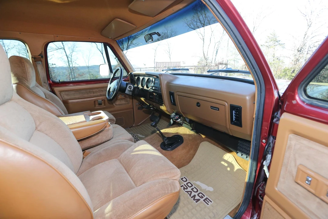 1993 Dodge Ram 1st Gen - Image 28 of 31