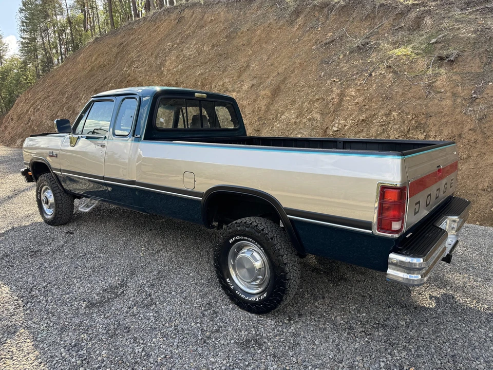 1993 Dodge Ram 1st Gen - Image 9 of 31